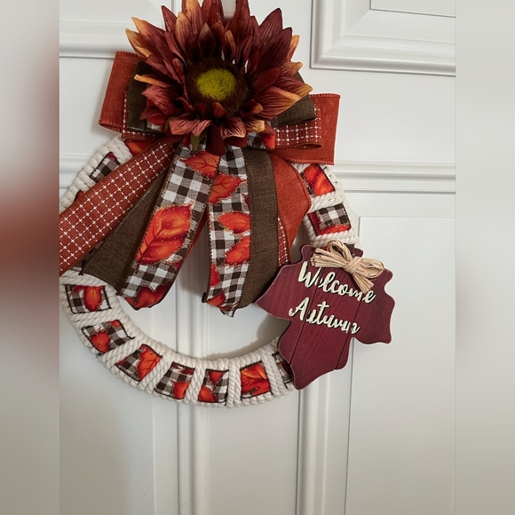Fall wreath - Picture 1 of 1